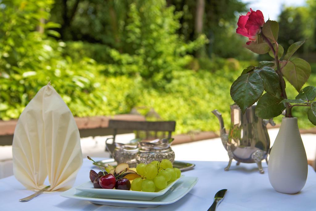 Hotel Villa Meererbusch Мербуш Экстерьер фото