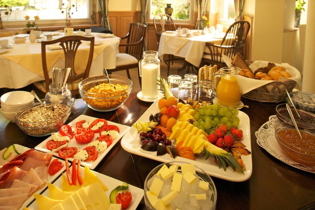 Hotel Villa Meererbusch Мербуш Экстерьер фото