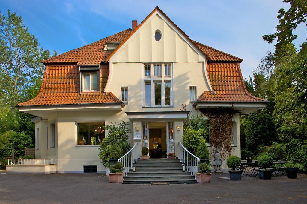 Hotel Villa Meererbusch Мербуш Экстерьер фото