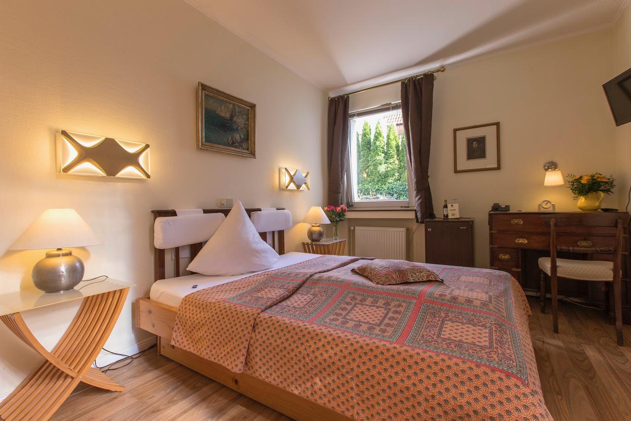 Hotel Villa Meererbusch Мербуш Экстерьер фото